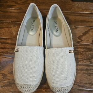 GUESS Women's Cream Loafers